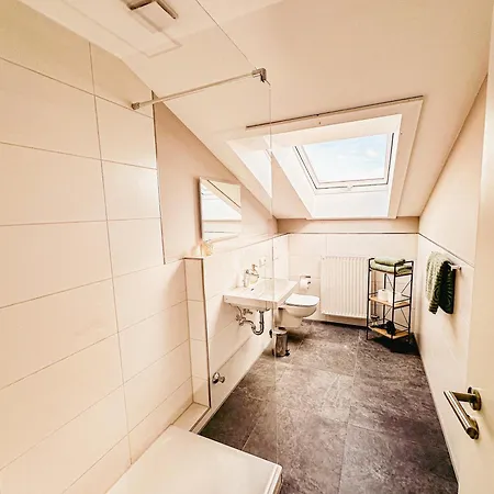 شقة Appartementhaus Neumann *